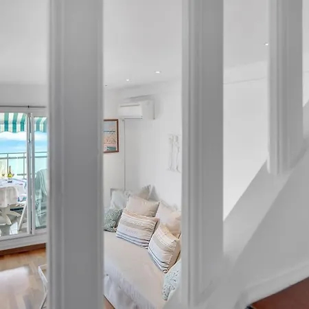 Appartamento La Prom - A Two Bedroom With A Sea View Nizza